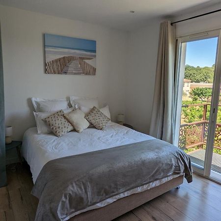 Chambre L A Tavel Exterior photo